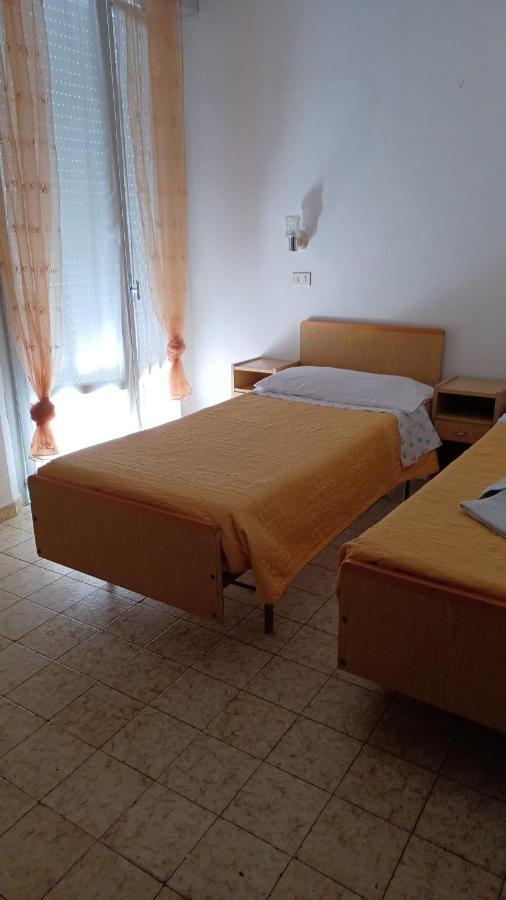 Hotel Villa Del Prato Cucina Romagnola E Possibilita Pacchetto Spiaggia Bellariva Di Rimini エクステリア 写真